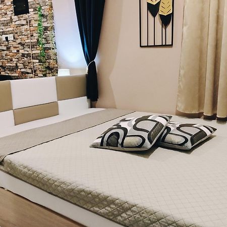Mini House Волос Екстер'єр фото